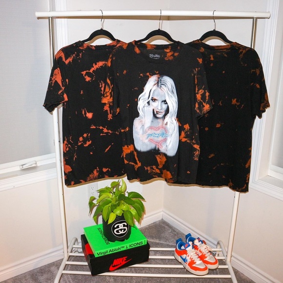 Unisex Britney Spears Hand-Dyed & Distressed T - Picture 3 of 3